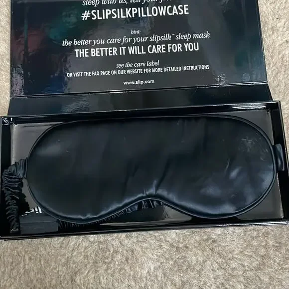 Slip Pure Silk Black Sleep Eye Mask - Picture 3 of 5